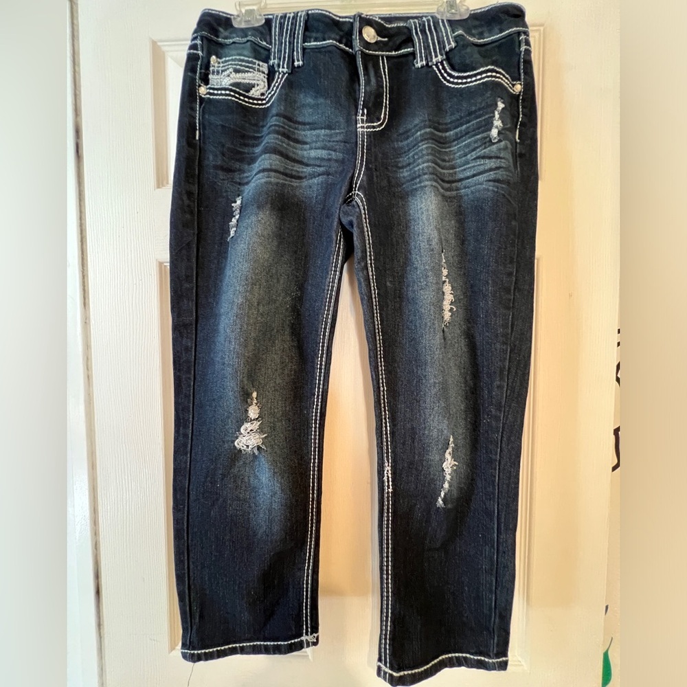 ✨ Klip Jeans – (Juniors) Size 9, Cropped & Stylish! ✨